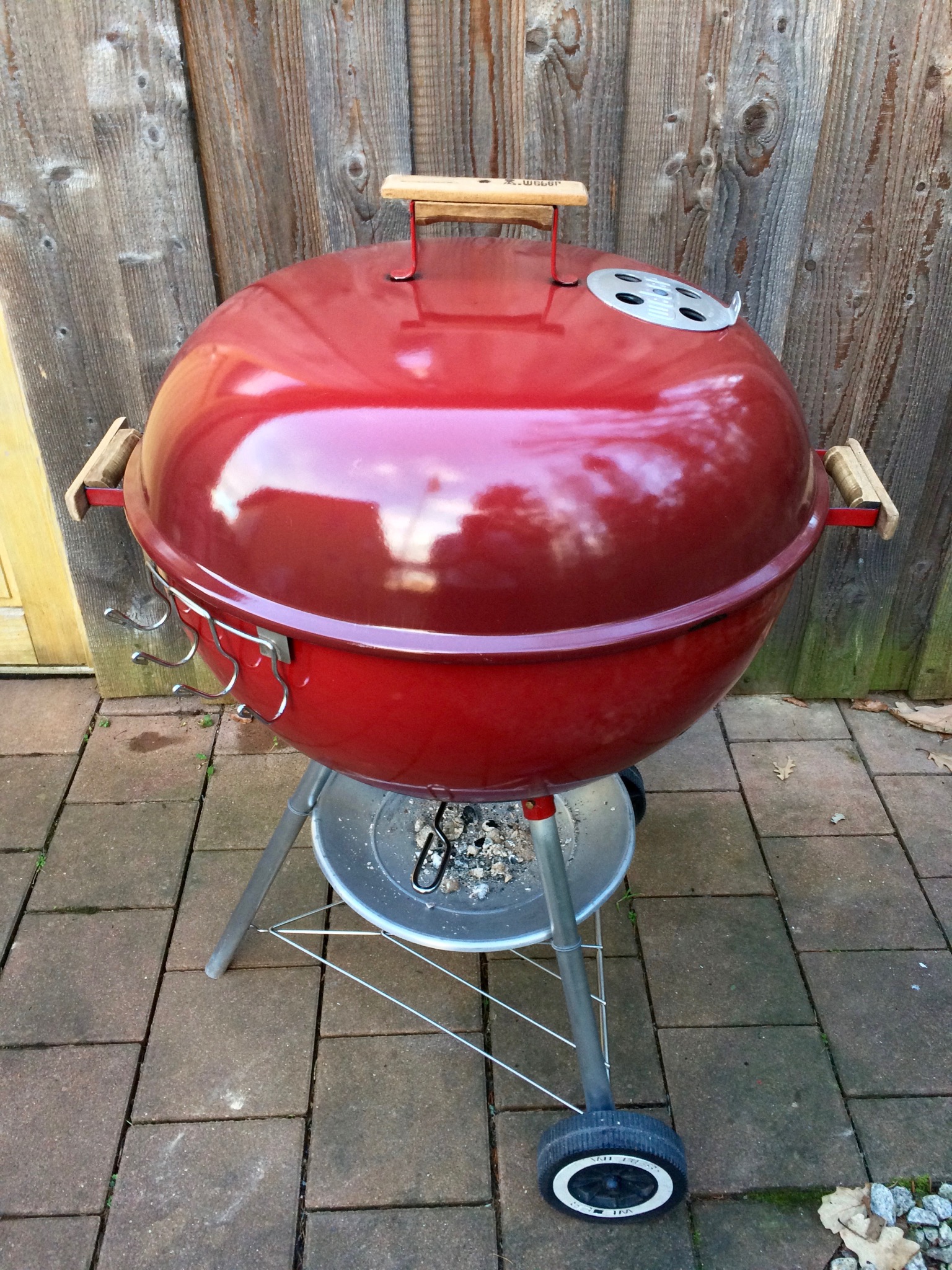 Weber red clearance kettle